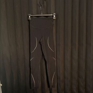 Lululemon woman Black Leggings with Reflective Accents